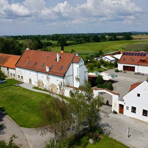 Wellness hotel & minipivovar Kněžínek České Budějovice