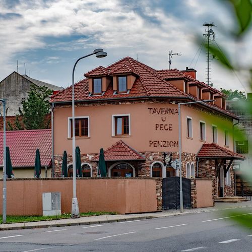 Penzion No. 1 - RESTAURACE TAVERNA U PECE Olomouc