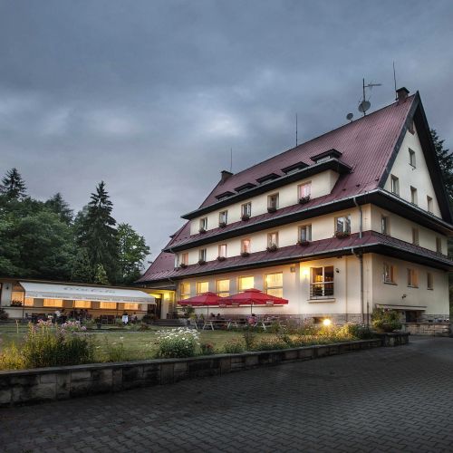 Parkhotel Skalní město Holín