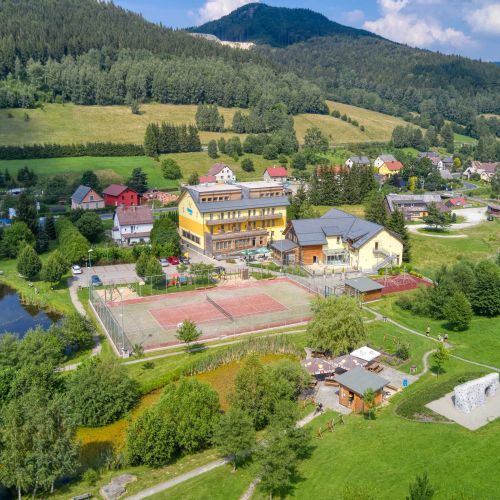 Wellness hotel Helios Lipová-lázně – Lipová-lázně, Republica Cehă