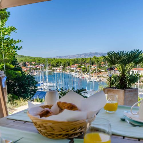 Apartments Vila Jelka Vrboska