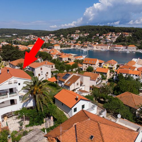 Apartments Palma Jelsa