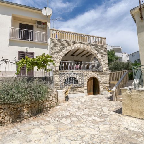 Apartment Smiljan Primosten