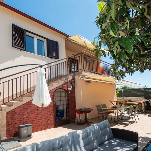 Apartments Hrvatić Rogoznica