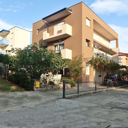 Apartments Luka-close to the beach Starigrad Paklenica