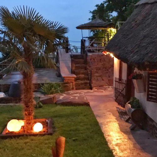 Egzotikus Kert 200 Éves Vendégház Balatonalmádi