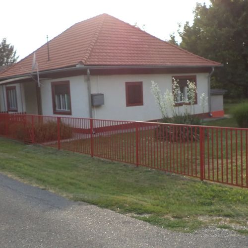 Cseresznyés Nyaralóház Balatonszárszó