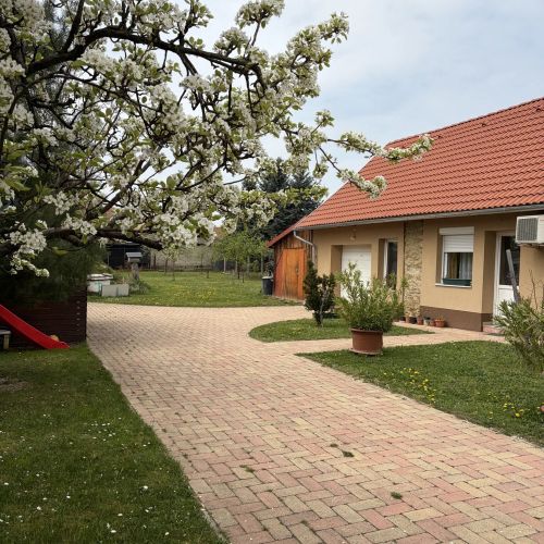 Pajta Szálló Magyarpolány