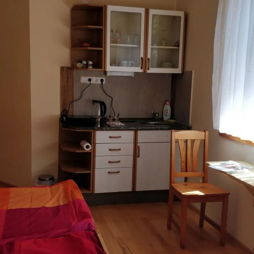 Körte Lak Pilisborosjenő – Pilisborosjenő, Maďarsko