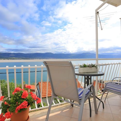 Apartments By The Sea Arbanija, Čiovo - 15595 Arbanija