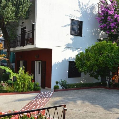 Apartments And Rooms By The Sea Podaca Makarska - 16160