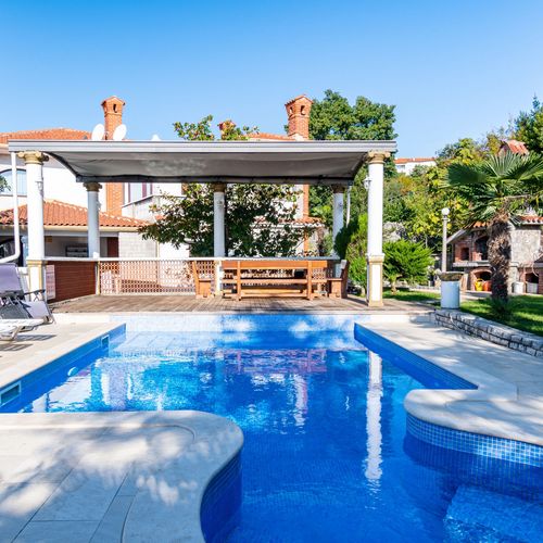 Apartmanok Medencével Opátia - Pobri - Opatija - Pobri, Opátia - Opatija - 16390 Opatija - Pobri