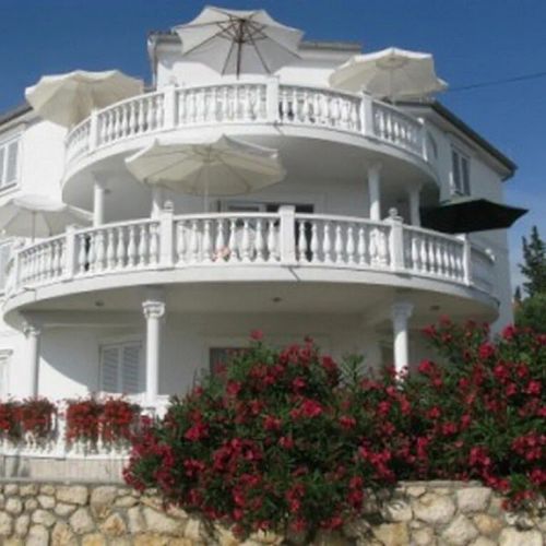 Apartments With Parking Space Barbat, Rab - 16816 Barbat