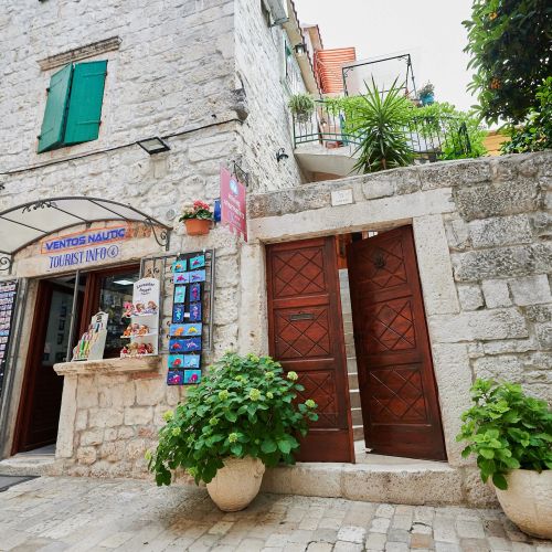 Apartmanok és Szobák A Tenger Mellett Trogir - 16844
