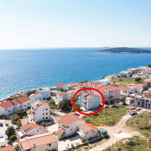 Apartments By The Sea Rogoznica - 17129