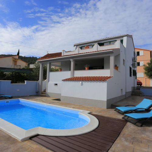 Seaside Family Friendly House With A Swimming Pool Slatine, Čiovo - 17231 Slatine