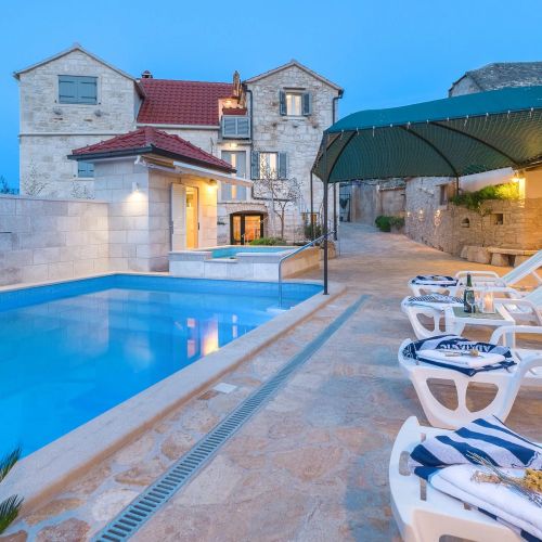 Family Friendly House With A Swimming Pool Škrip, Brač - 17345 Škrip