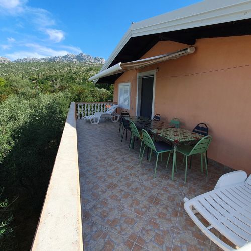 Apartments With Parking Space Seline, Paklenica - 17390 Seline