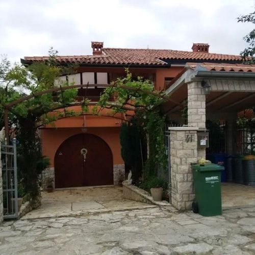 Apartments With Parking Space Banjole, Pula - 17398 Banjole