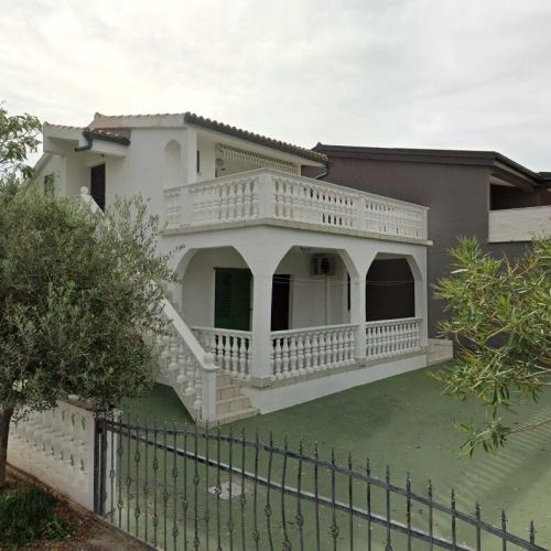 Apartments With Parking Space Vir - 17492