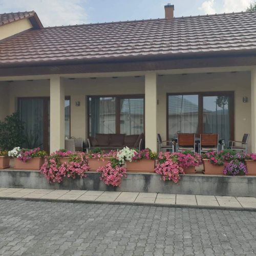 Rózsa Vendégház Zubogy – Zubogy, Ungaria