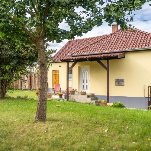 Hajnalka Vendégház Bodajk – Bodajk, Ungaria
