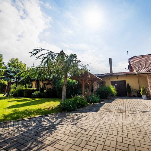 PENZION B&B VILLA FILIPPA Křesetice