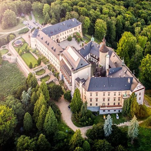 Chateau Hotel Zbiroh