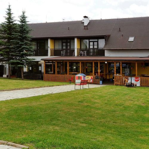HOTEL a KEMP FORMULE DĚČÍN