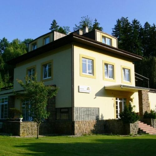 Penzion Továrníkova vila Skuhrov nad Bělou – Skuhrov nad Bělou, Czechy