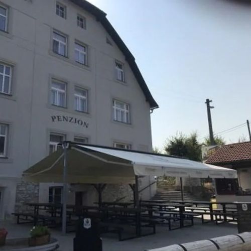 Penzion na zastávce Český Šternberk