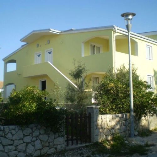 Apartments Cecilija Povljana