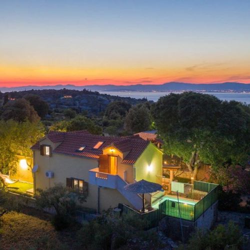 Luxury Villa With A Swimming Pool Škrip, Brač - 17350 Škrip