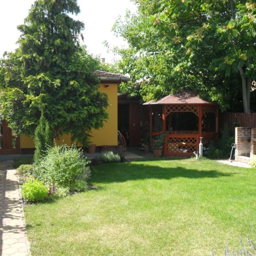 Újkisház Vendégház Budapest