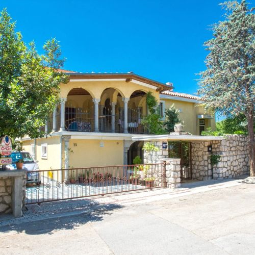 Apartments Oaza Dramalj