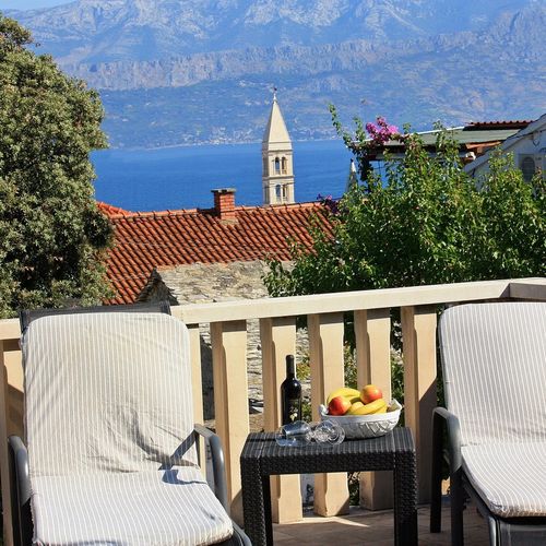 Apartments Ivan Supetar II