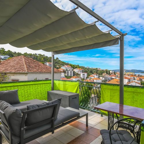 Apartments Salov Trogir