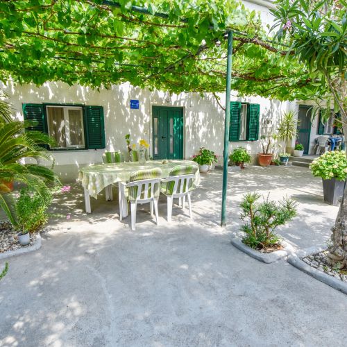 Apartment Gabi Biograd