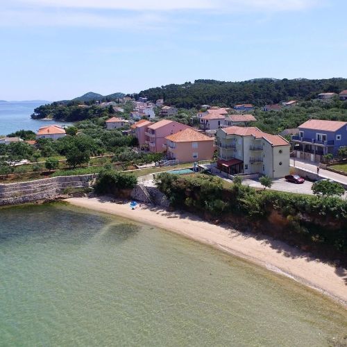 Apartments Vista Tkon