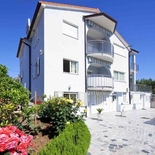 Apartments Delight Okrug Gornji