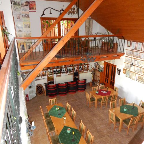 Borház Panzió Hajós-Pincefalu – Hajós, Ungaria