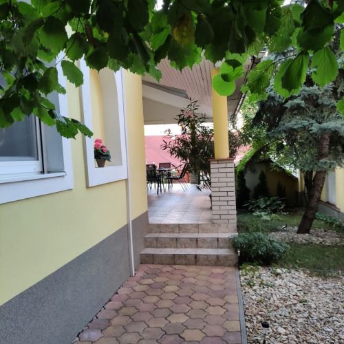 Szitakötő Apartmanház Eger – Eger, Ungaria