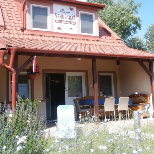 Rózsa Vendégház Sarud