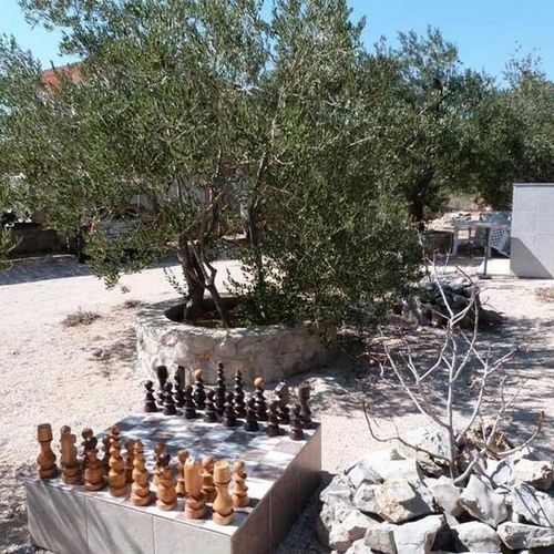 Apartmanok Parkolóhellyel Pirovac, Sibenik - 15320 Pirovac