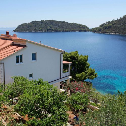 Apartments By The Sea Karbuni, Korčula - 18137 Karbuni