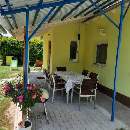 Gáspár Apartman Balatonberény – Balatonberény, Ungaria