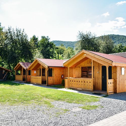 Pensiunea și Camping Zetavár Sub Cetate – Sub Cetate, România