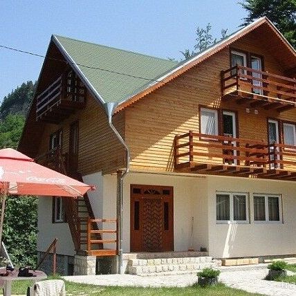 Pensiunea Madona Lepșa