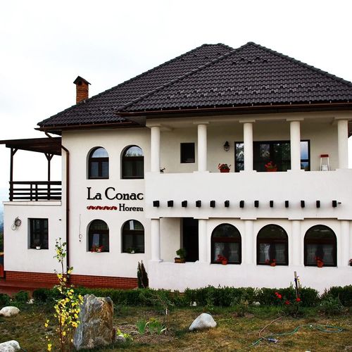 Pensiunea La Conac Horezu