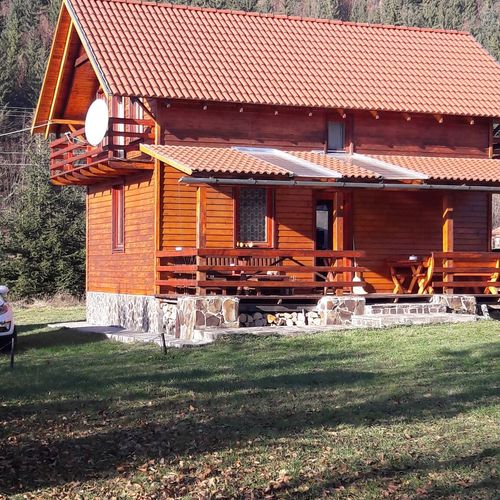 Cabana Hunor-Magor Izvoare